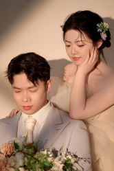 -雪中彩影婚纱摄影·微光艺术中心