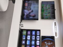 -华为授权体验店(龙湖礼嘉天街)