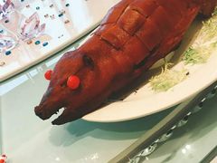 脆皮小乳猪-亢龙太子酒轩(东湖店)