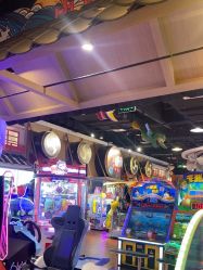 -卡通尼乐园(新达汇三林店)