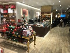 -VENCHI 闻绮(北京国贸商城店)