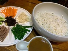 鸡丝凉米线-云海肴·云南小炒·汽锅鸡(天津国金汇店)