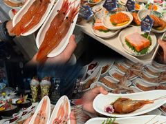 -雍容荟帝王蟹活龙虾展台自助(IFS黑金店)