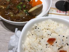 -康师傅私房牛肉面(马泉营奥莱店)