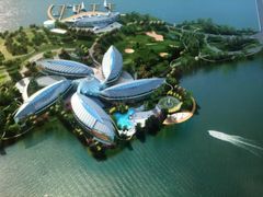 -上海滴水湖皇冠假日酒店