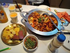 -鸡遇虾煲干锅火锅(小寨金莎店)
