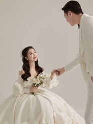 -第一夫人婚纱摄影(南京店)