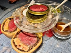 惠灵顿牛排-弦月窗LUNETTE BY AMANDA(复兴路店)