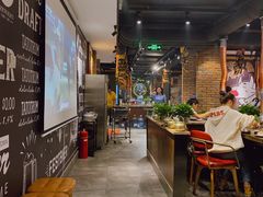 大堂-·缸桶屋·韩式牛肋条自助烤肉(西湖D11店)
