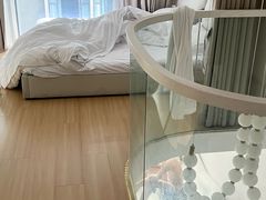 -缦回行政公寓(牛市口地铁站店)