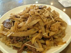传统干炒牛河-沙河粉村·国家非遗传承(云台店)