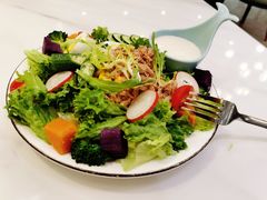 -丽莎沙拉轻食餐厅(国贸店)