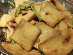 -百姓村东北菜馆(海棠湾店)