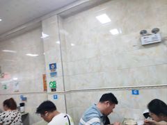 -清真李唯一优质肉丸糊辣汤