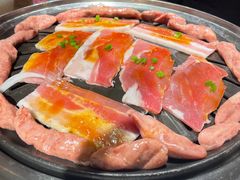 -明洞阿姨·韩式酱蟹烤肉·创意料理(三元桥店)