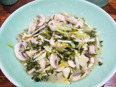 雪菜蘑菇肉片-虎哥私房菜(馒头山店)