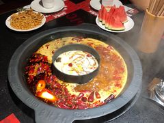 -麻辣英雄重庆火锅(常平店)