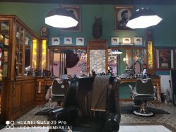 -小戈男士复古理发馆barber shop