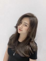 -变画·发型STUDIO