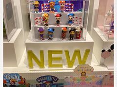 -泡泡玛特POPMART(上海环球港店)