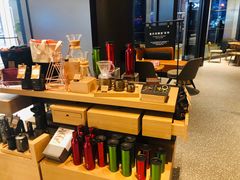 -星巴克臻选(上海合生汇1F店)