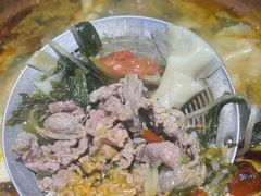 -洱火云南酸菜牛肉火锅(石景山当代商城店)