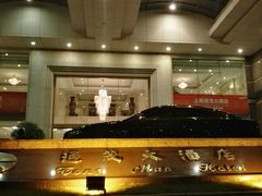-上海尊茂酒店
