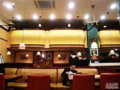 -玛格萝妮比萨屋(四平店)