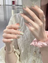 -悦指间美甲美睫