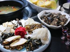 -野菌皇海景野生菌火锅(滨海大道店)