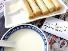 炸牛奶-周大娘牛乳(旧寨古村总店)