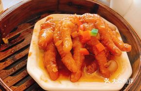 Soy Sauce Chicken Feet