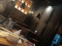 大堂-辣尚瘾·烤鱼·新川菜(交大直营店)