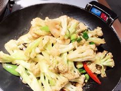 -姜君·千岛湖鱼头馆(浦东大道店)