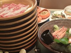 -牛YO寿喜烧·铁板烧和牛火锅自助(市府恒隆店)