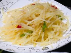 酸辣土豆丝-口口香小吃店