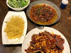 -醉美东江·三文鱼·烧鸡公