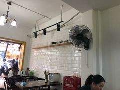 -花溪牛肉米粉(华兴东街店)