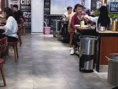 大堂-·缸桶屋·韩式牛肋条自助烤肉(西湖D11店)
