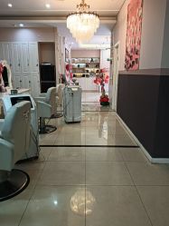 -Bollins波林丝•专研护发中心