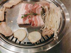 -欧巴炭烤肉오빠숯불구이(南京东路店)