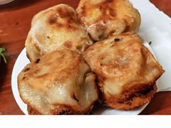 -宝瑞门钉肉饼店