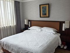 -北京奥加美术馆酒店(三里屯工人体育场地铁站店)