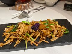 -荟廷·晶萃(陆家嘴尚悦湾店)