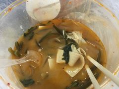 -小蛮椒麻辣烫·麻辣拌(青浦宝龙店)