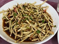 -香猪美食(中心店)