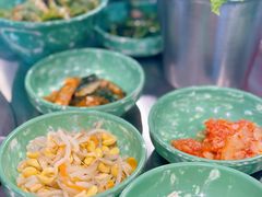 韩国小菜-欧巴炭烤肉오빠숯불구이(南京东路店)