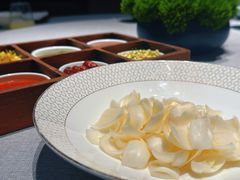 堂煮石斛花百合-品粹徽园·家常安徽菜