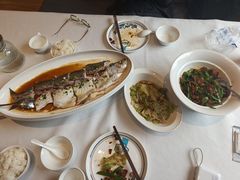 -湘阅•威海海鲜•湖南味道(华宝店)