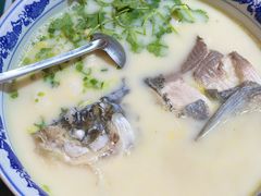 -南京金牛湖巨碗鱼头